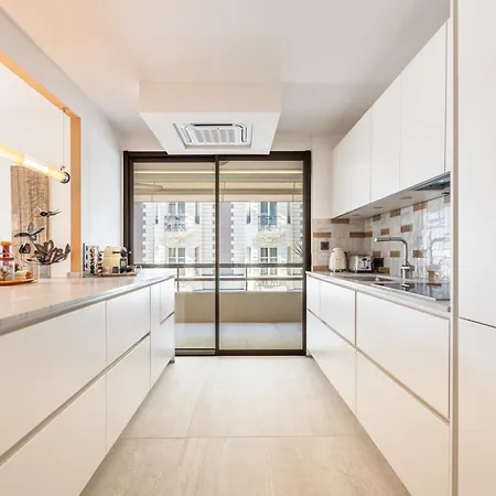 Lb Vacation I A Short Stroll To Palais, Beach, Terrace & Seaview * كان