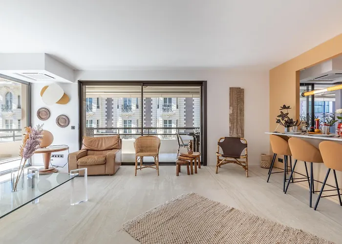 Lb Vacation I A Short Stroll To Palais, Beach, Terrace & Seaview Cannes