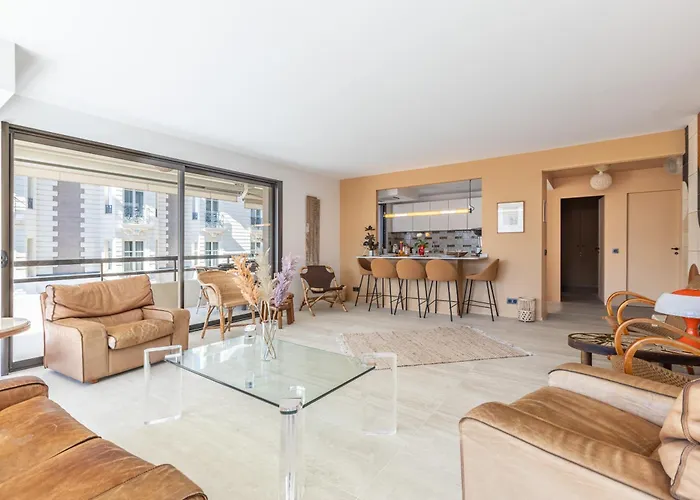 Daire Lb Vacation I A Short Stroll To Palais, Beach, Terrace & Seaview