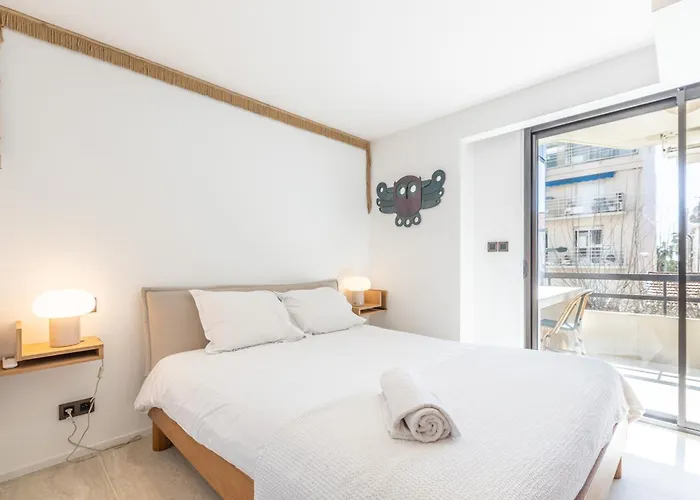 Lb Vacation I A Short Stroll To Palais, Beach, Terrace & Seaview Daire *