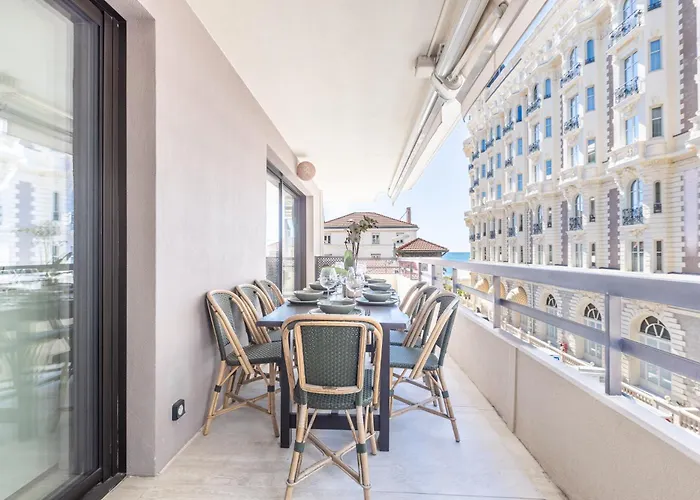 Lb Vacation I A Short Stroll To Palais, Beach, Terrace & Seaview Daire *