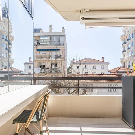 Lb Vacation I A Short Stroll To Palais, Beach, Terrace & Seaview Lejlighed